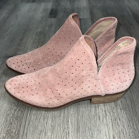 Lucky Brand Bailey Bootie - Picture 1 of 7